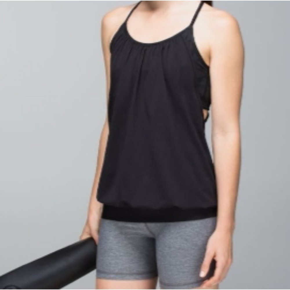Lululemon No Limits Tank Size 4 Built in Bra Athletic Yoga Athleisure Open Back